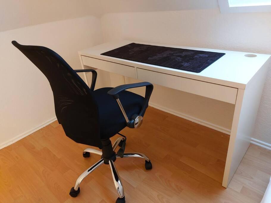 Rooftop Apartmens Ulm - Komfortable Neue Gemeinschaftsunterkunft Im Herzen Von Ulm - Raum 3 المظهر الخارجي الصورة